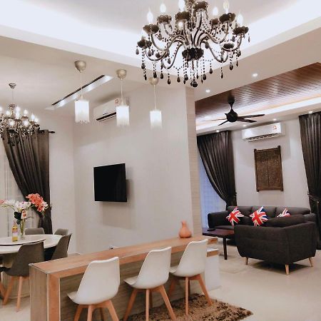 Sea Lion Kuala Selangor Semi-Detached Homestay المظهر الخارجي الصورة